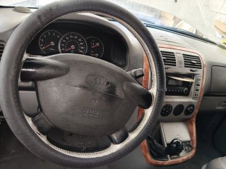 Kia Carnival 2.9 CRDi EX 5 plazas