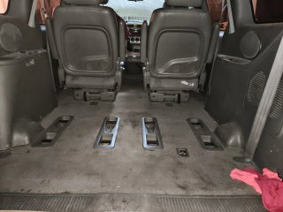 Kia Carnival 2.9 CRDi EX 5 plazas