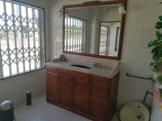 Mueble baño clásico 140 cm + espejo