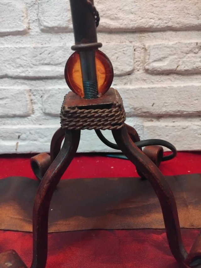 Lámpara de mesa decorativa