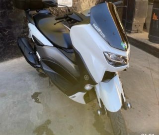 Yamaha NMAX Scooter Automática
