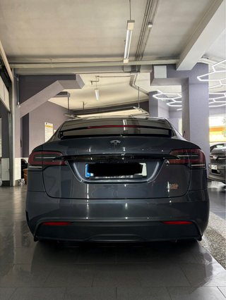 Tesla Model X Plaid 2022