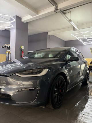 Tesla Model X Plaid 2022