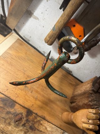 Gancho de pozo antiguo