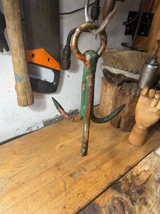 Gancho de pozo antiguo