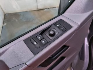 Volkswagen Transporter FURGON 2.0 TDI 110CV 2.8T LWB 4P