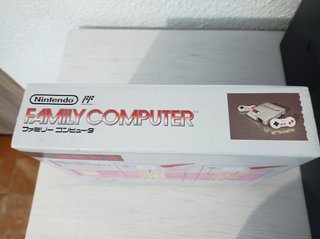 Famicom AV Consola
