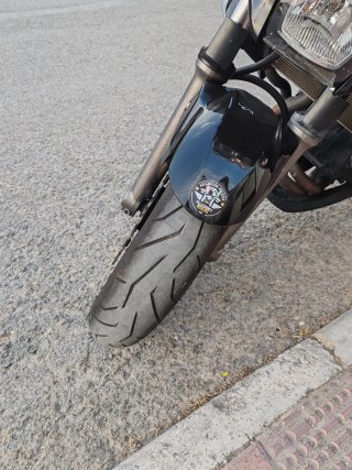 Kawasaki ER6N Negra con Baúl