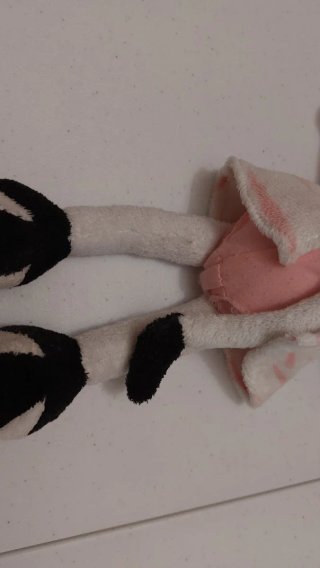 Peluche gata blanca rayas rosas