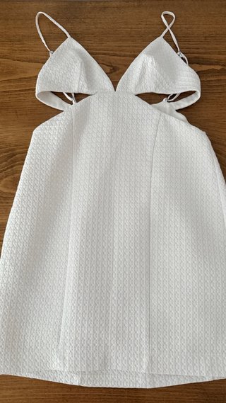 Vestido Zara blanco de tejido texturizado