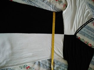 Vestido preto e branco