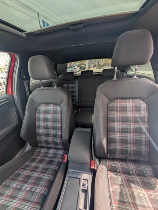 Volkswagen Golf GTI performance