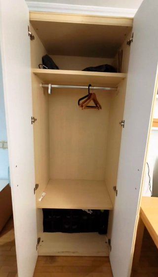 Armario blanco de 2 puertas de madera
