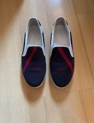 Mocasines Burberry Azul y Rojo