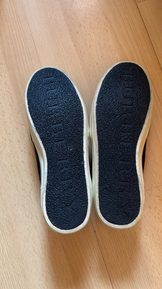 Mocasines Burberry Azul y Rojo