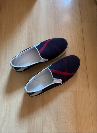 Mocasines Burberry Azul y Rojo