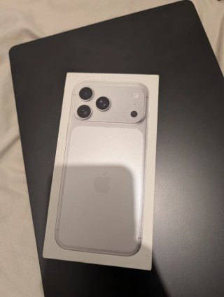 iPhone 17 Pro Max Blanco