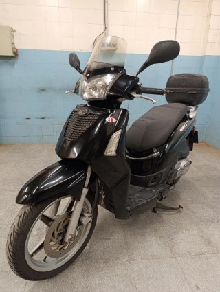 Kymco People S 125. Etiqueta C. 2008