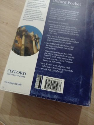 Diccionario Oxford Pocket Català per a estudiants