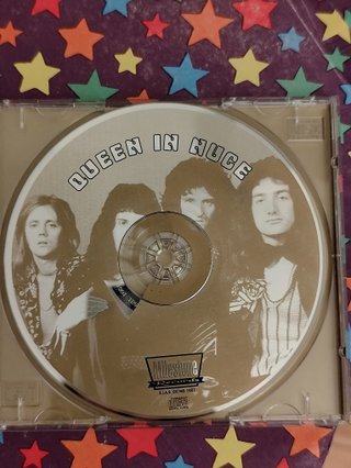 Cd Queen "in nuce"