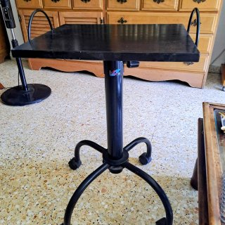 Mesa auxiliar Mobliberica negra