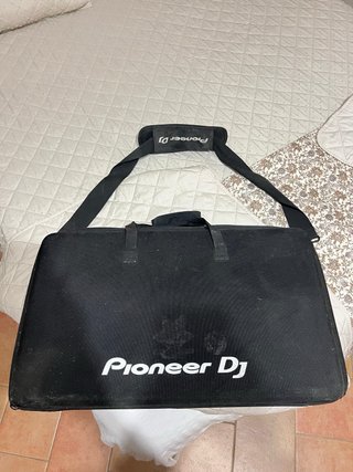 Controlador DJ Pioneer DDJ-SR2 Serato