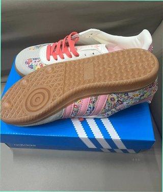 Adidas Samba Liberty Talla 36 Flores Multicol