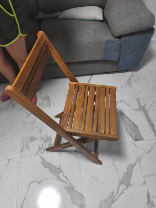 Conjunto mesa y 2 sillas madera plegables