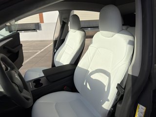 Tesla Model Y LONG RANGE DUAL MOTOR EAP 1 DUEÑO!