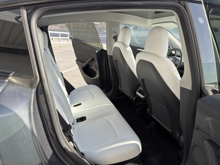 Tesla Model Y LONG RANGE DUAL MOTOR EAP 1 DUEÑO!