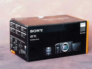 Sony A7C Cámara + FE 28-60mm (0 disparos)