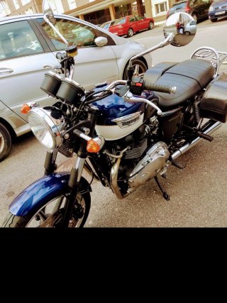 Triumph Bonneville SE Azul Océano