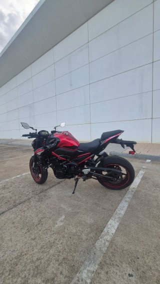 Kawasaki Z900 A2 Limitada Roja