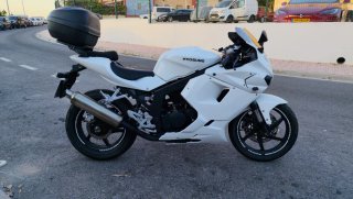 Hyosung GT 125 R