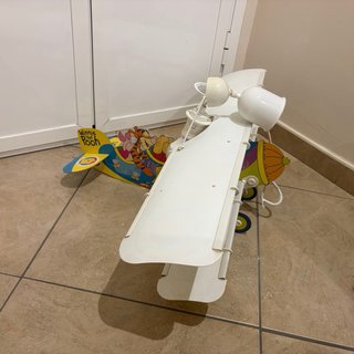 Lámpara infantil Winnie the Pooh avión