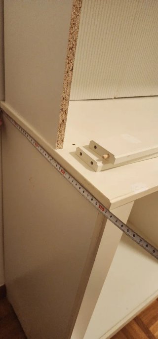 Mueble blanco de madera