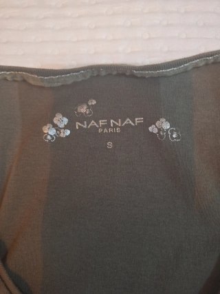 Camiseta básica Naf Naf verde oliva talla S