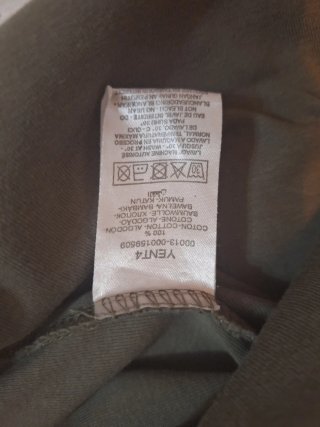 Camiseta básica Naf Naf verde oliva talla S