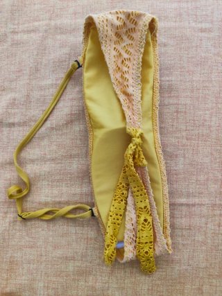 Bikini traforato beige/giallo