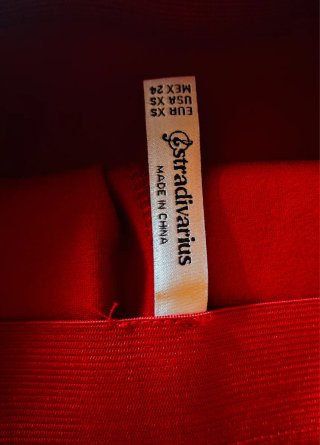 Minifalda Roja Stradivarius Talla XS