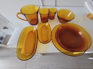 Juego de vajilla de cristal ámbar