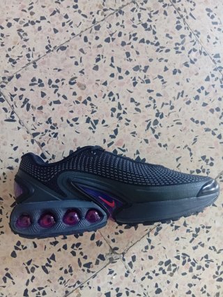 Nike Air Max DN Negro Púrpura