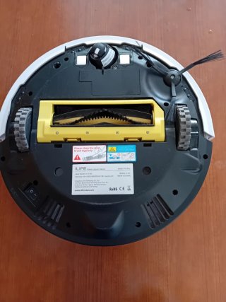 Aspirador Robot ILIFE V7s Plus con caja