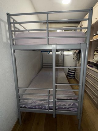 Cama litera metálica gris