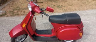 Vespa Cosa 200 Roja