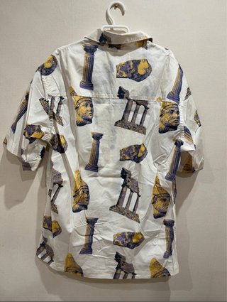 Camisa H&M Estampada Ruinas