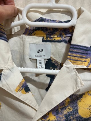 Camisa H&M Estampada Ruinas