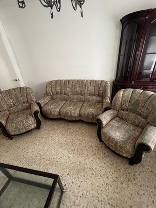 GRATIS ! Conjunto sofá y 2 sillones tapizados