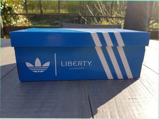 Adidas Samba Liberty London Talla 40 Floral