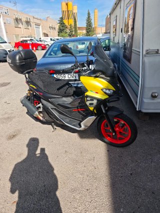 Aprilia SR GT 125 Scooter Maxi